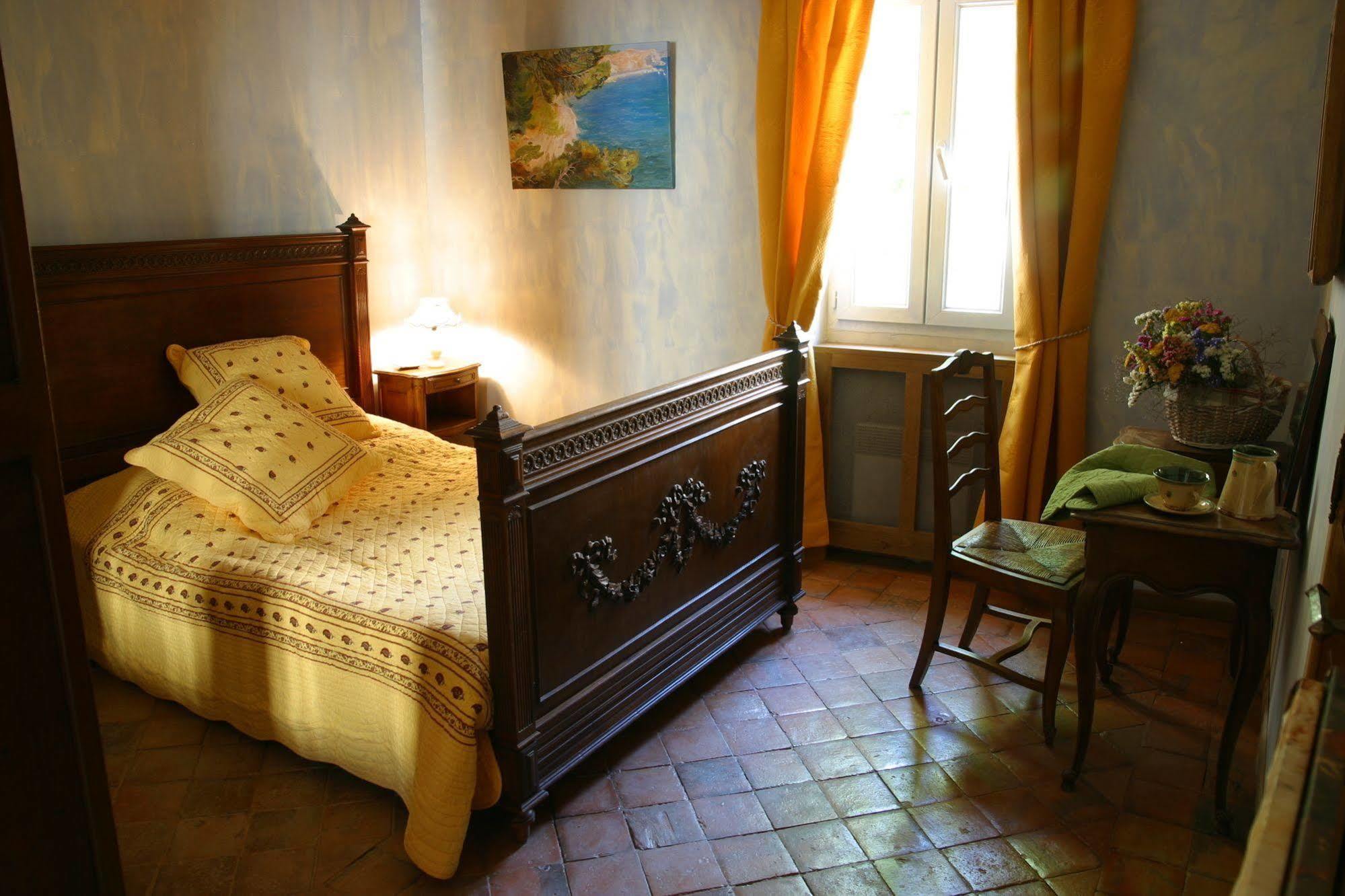 Un Mas En Bed & Breakfast 3*