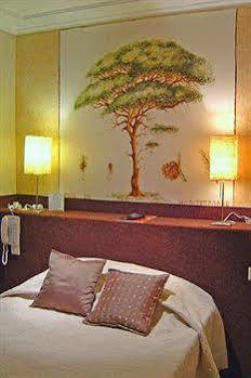 Hotel Saint Ferreol Marseilles