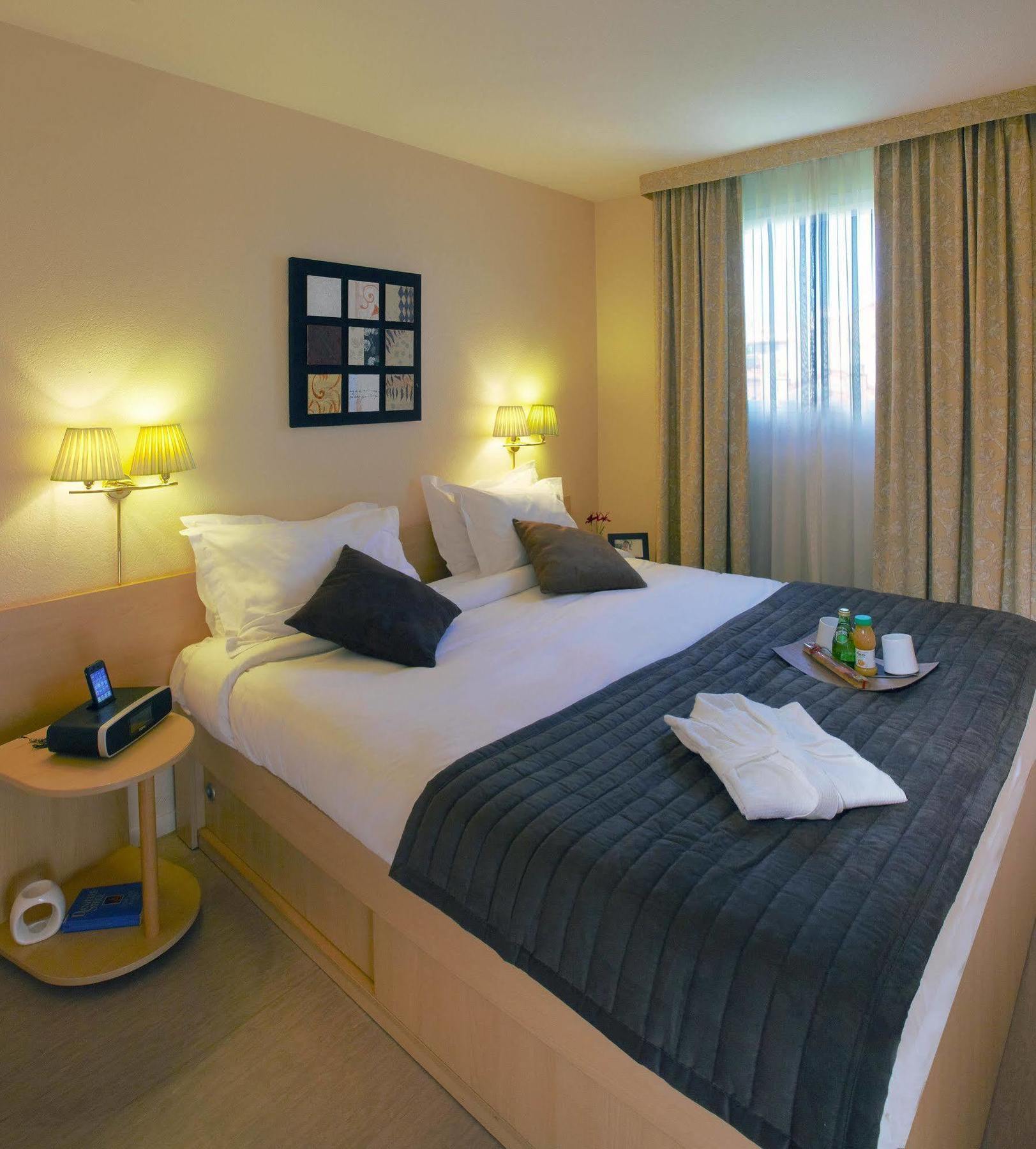Appart hôtel Citadines Prado Chanot 3*