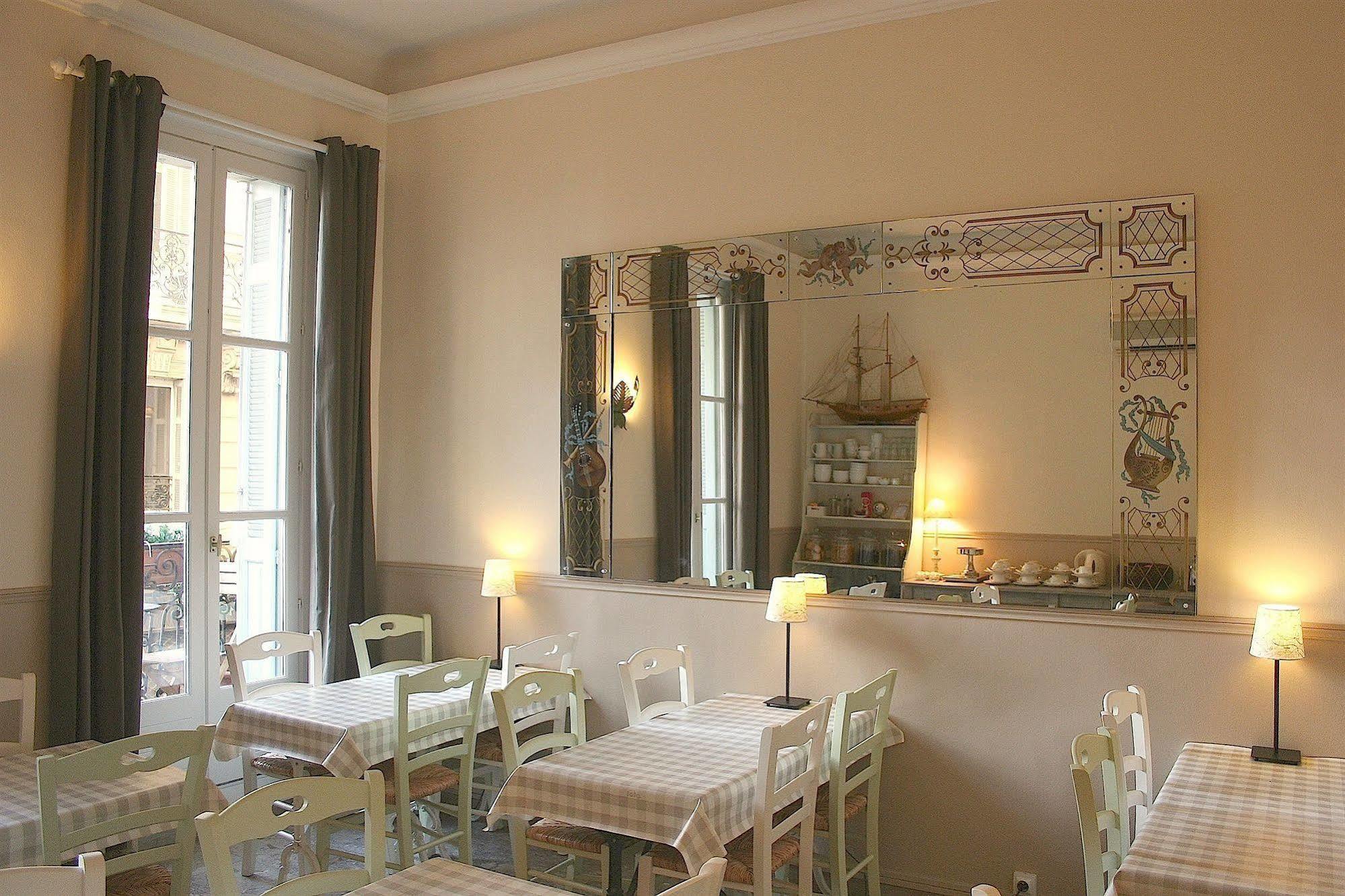 Maison Saint Louis - Vieux Port 3*