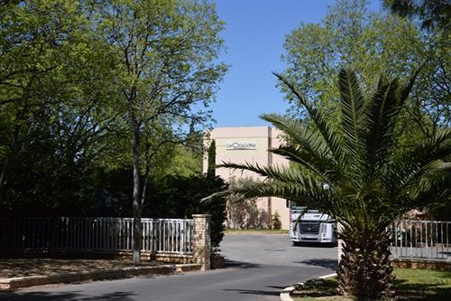 Logis Les Cigalons Hotel Marseille