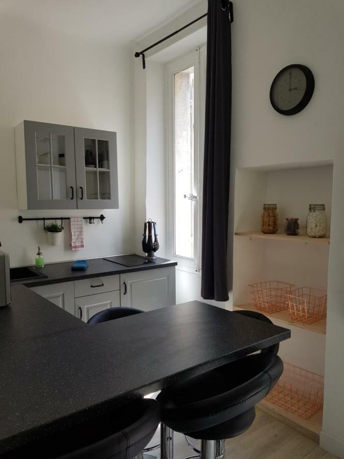 Happy T1 Equipe - Confort - Vieux Port Apartment *