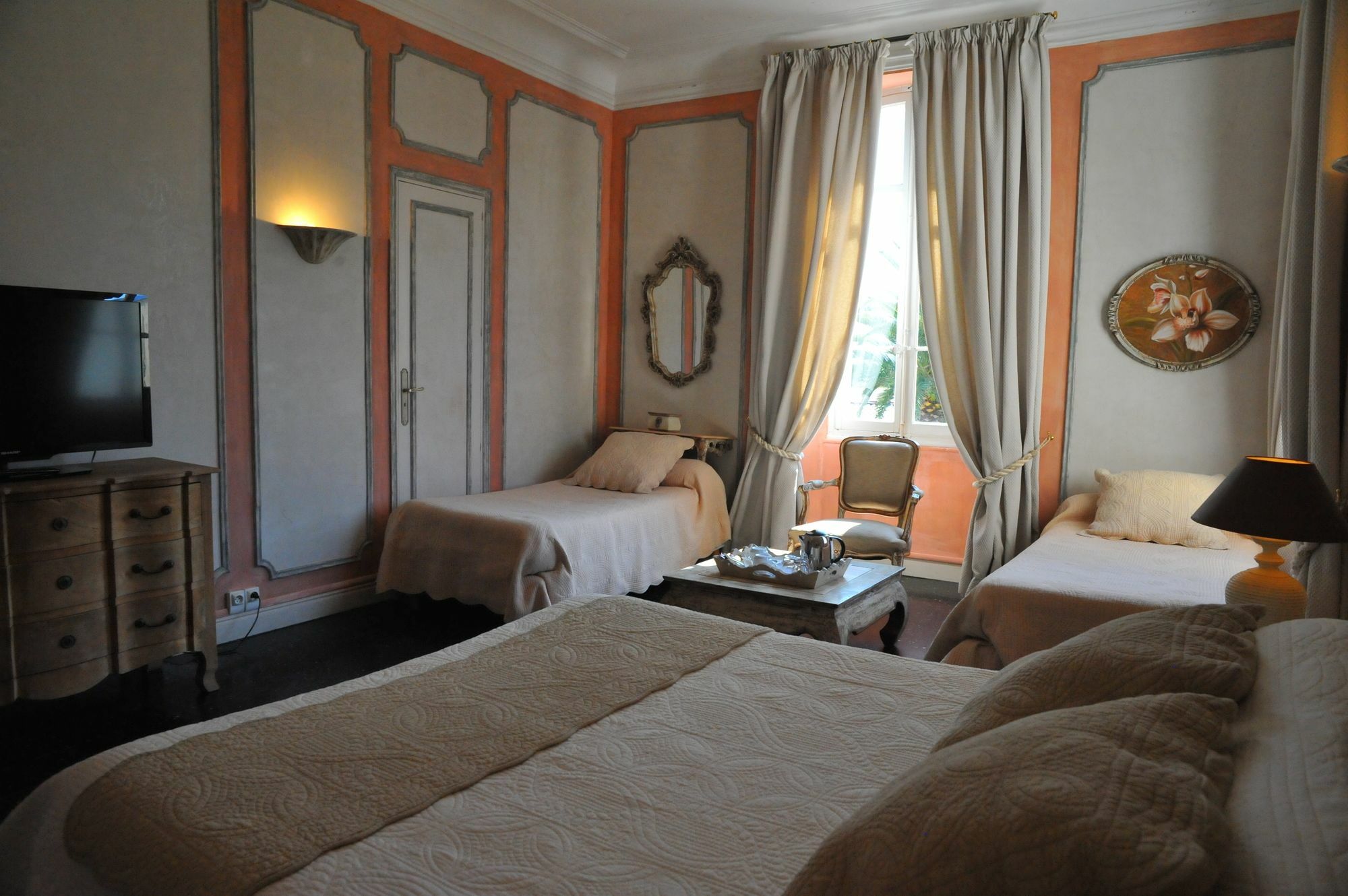 Valflor D'hotes Et Marseilles
