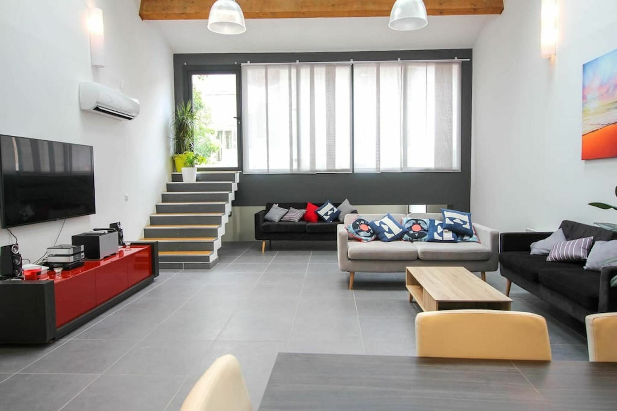 With 2 Bedrooms In Marseille, With Wonderful View, Furn