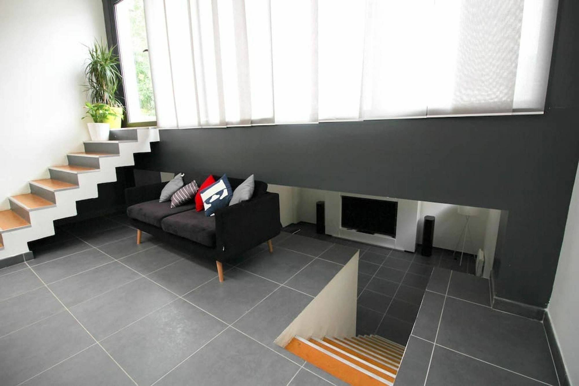 With 2 Bedrooms In Marseille, With Wonderful View, Furn * Marseille