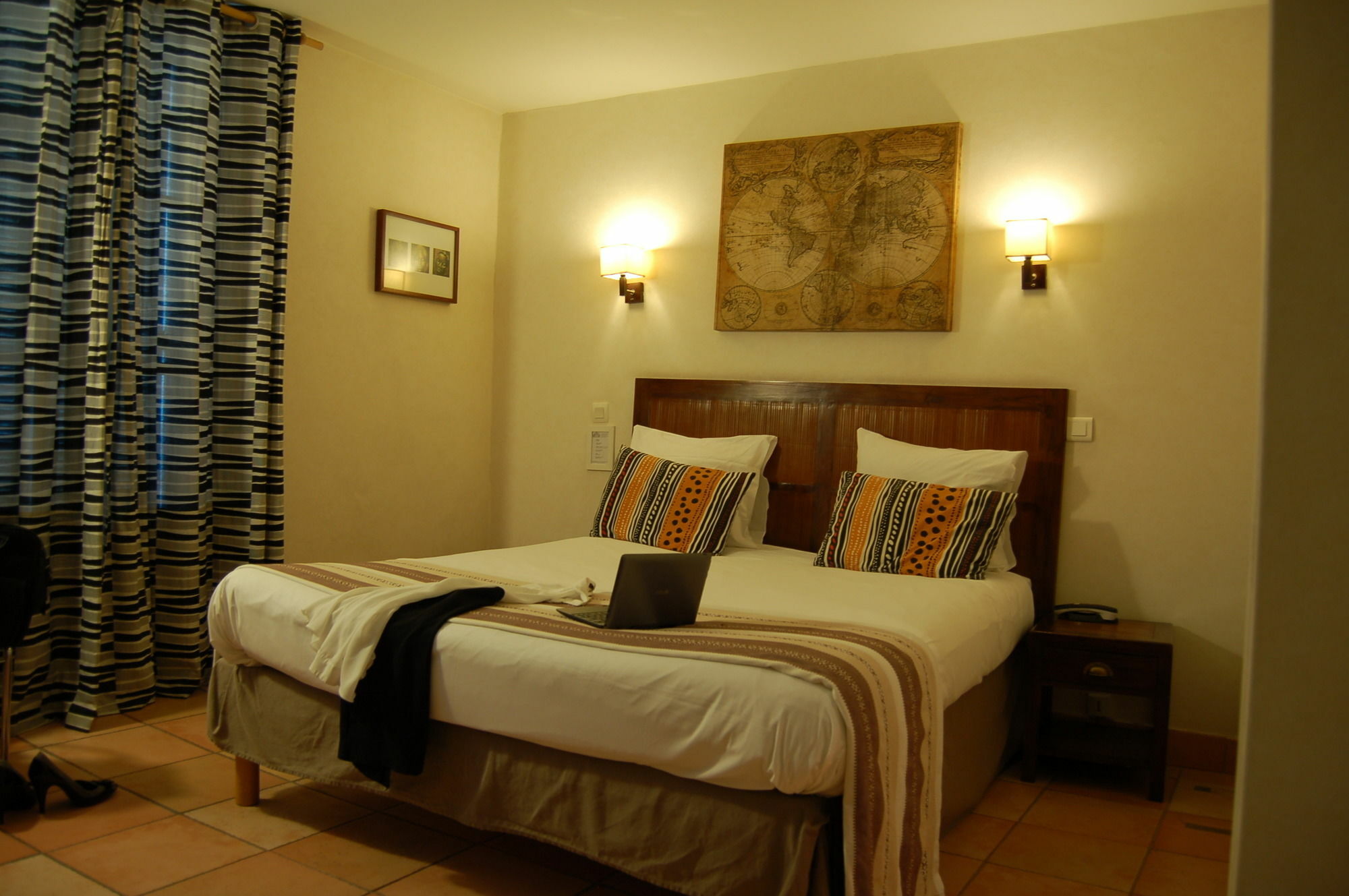 Maison Saint Louis - Vieux Port Hotel 3*