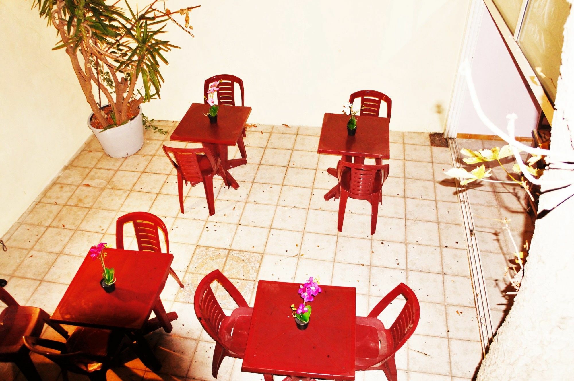 Hotel Paradis - Centre Prefecture 2*
