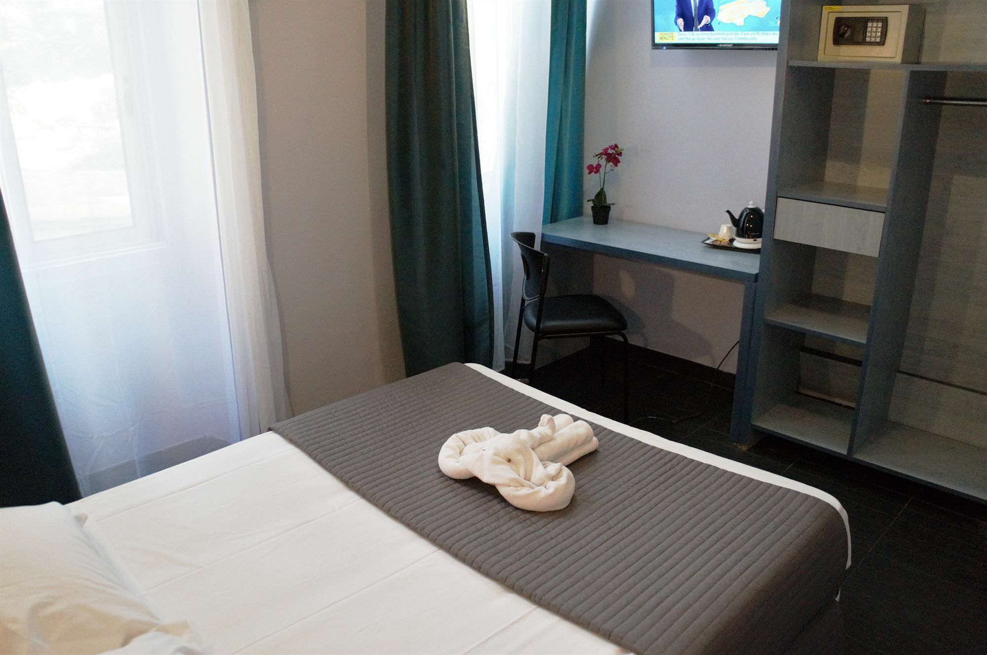 Paradis - Centre Prefecture Hotel 2*
