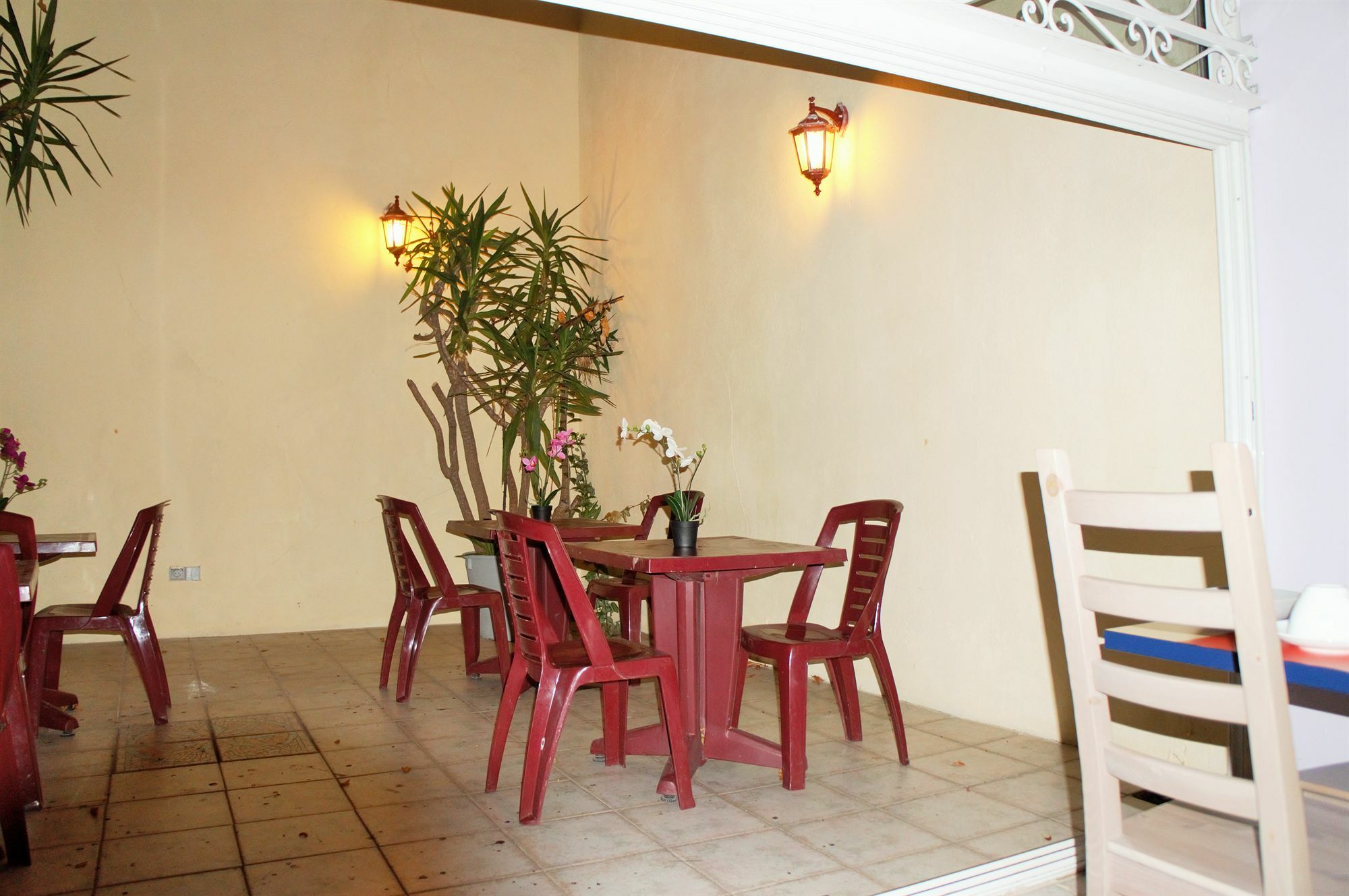 Paradis - Centre Prefecture 2*