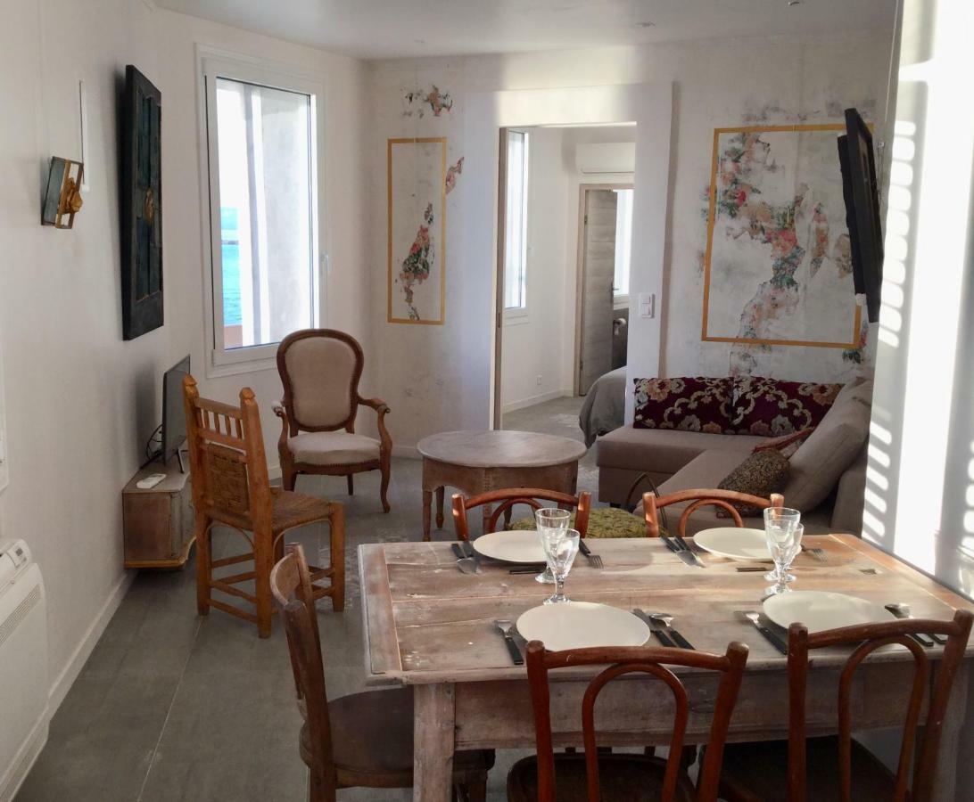 Malmousque Cabanon 45 M2 Sur L'eau Marseille