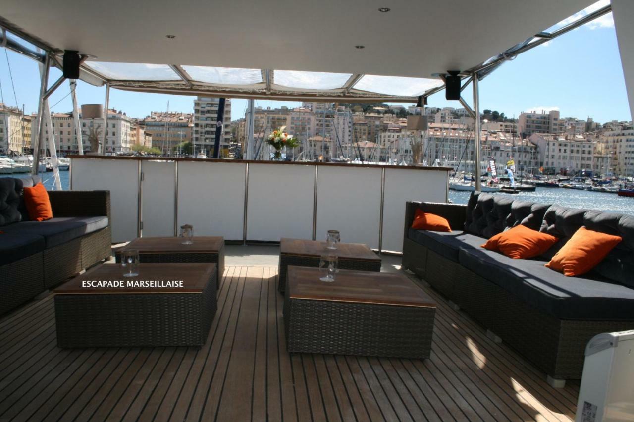 Yacht Cyos Bateau-hôtel *