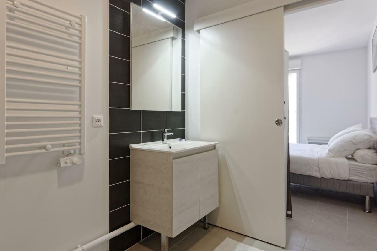 Appart Climatise - Parking Gratuit - Balcon - Captura Apartment