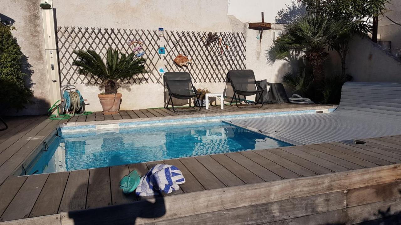 D'hotes Habitation Bougainville Bed & Breakfast Marseille