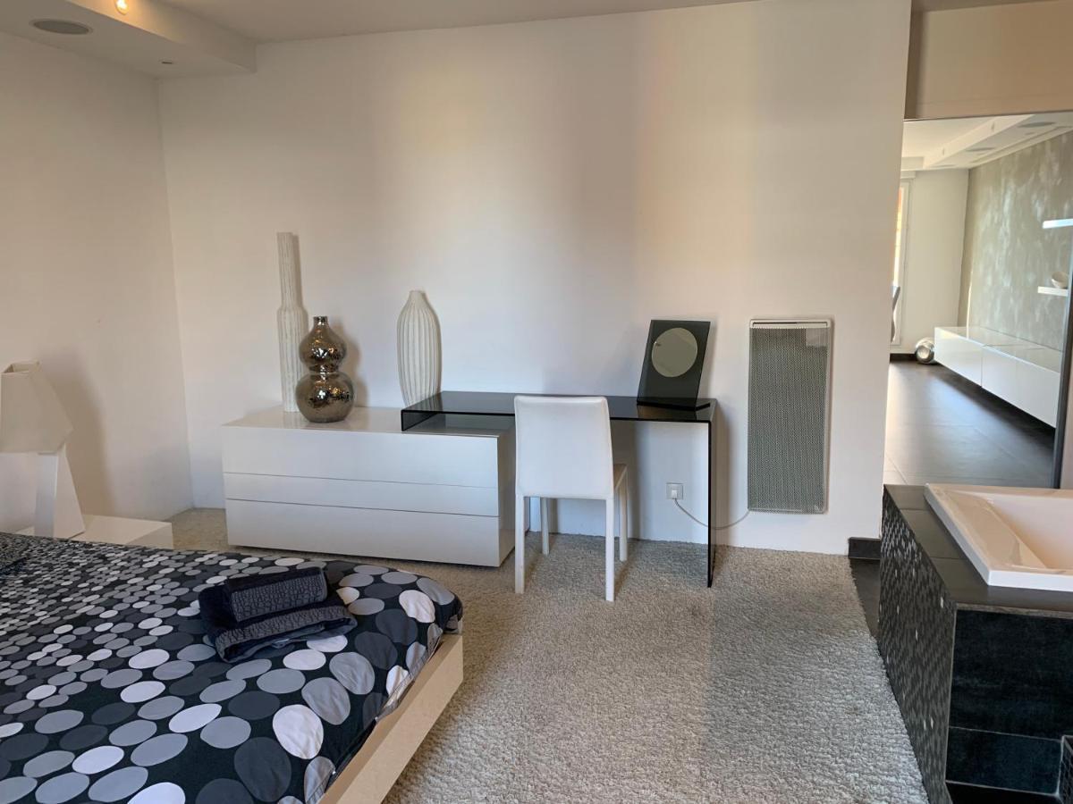 Apartment Loft Vue Marseilles