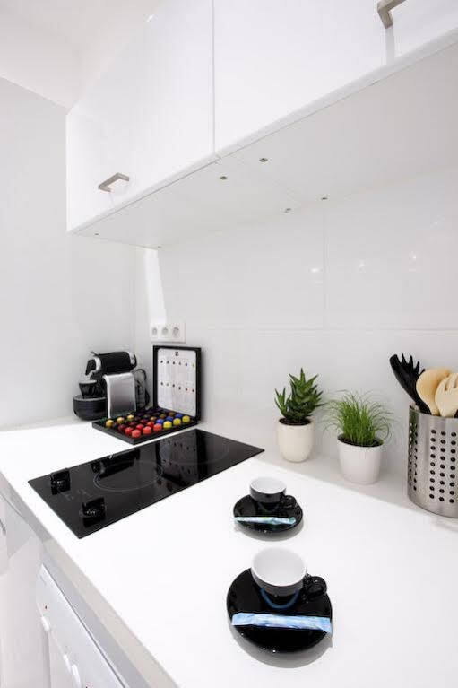 Sainte Apartment *