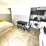Studio Place des Marseillais , Gare Saint Charles