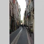 Chambre au cœur de Marseille centre   le panier 