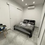 Marseille : Appartement T2 Avec Terrasse