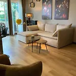 L\'Elegance Du Prado