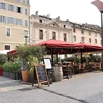 Cozy Love Nest Near The Old Port