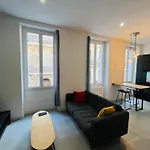 Joli T2 Moderne Au Coeur De Marseille - Place Castellane