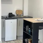 Air-Conditioned Studio In Marseille