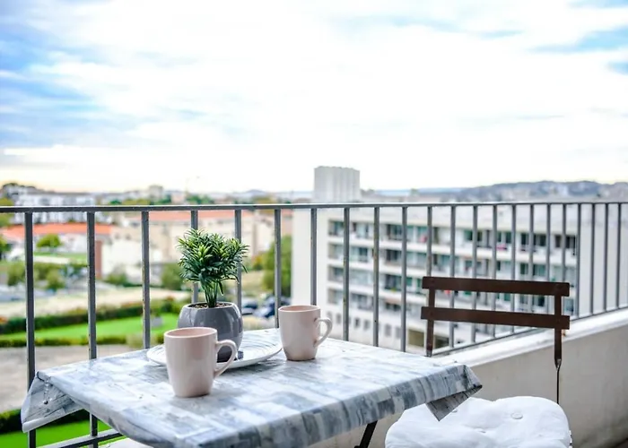Le Valmante - Avec Balcon Et Parking