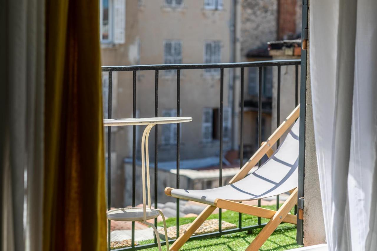 Boutique Azur Marseilles