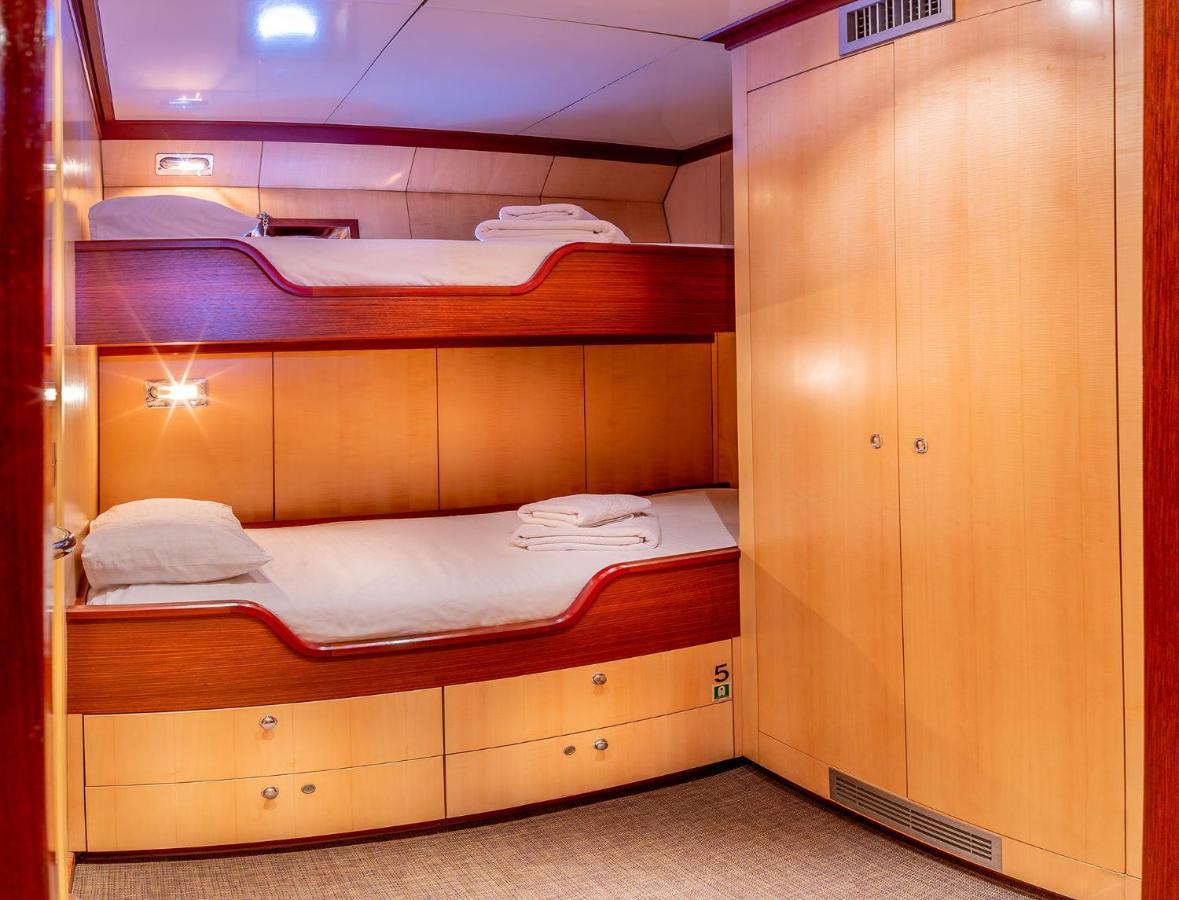 Yacht Clara One 32m Luxe Marseille