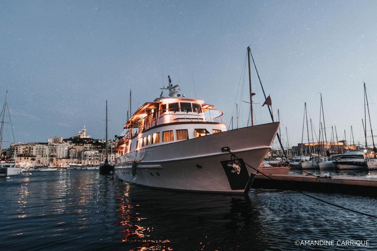 Botel Yacht Clara One 32m Luxe