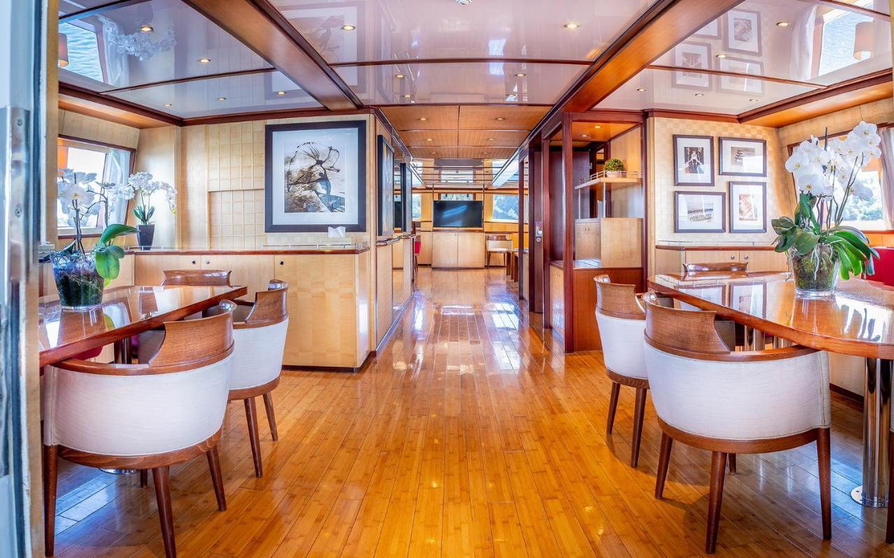 Yacht Clara One 32m Luxe * Marseille