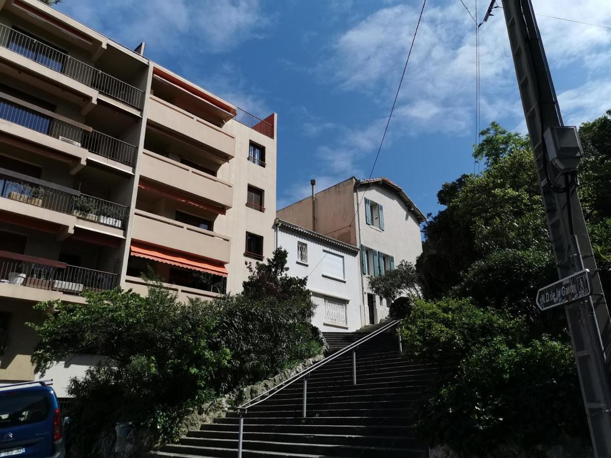 Calme Et Tres Lumineux, Au Pied De Notre Dame De La Garde Apartment Marseille