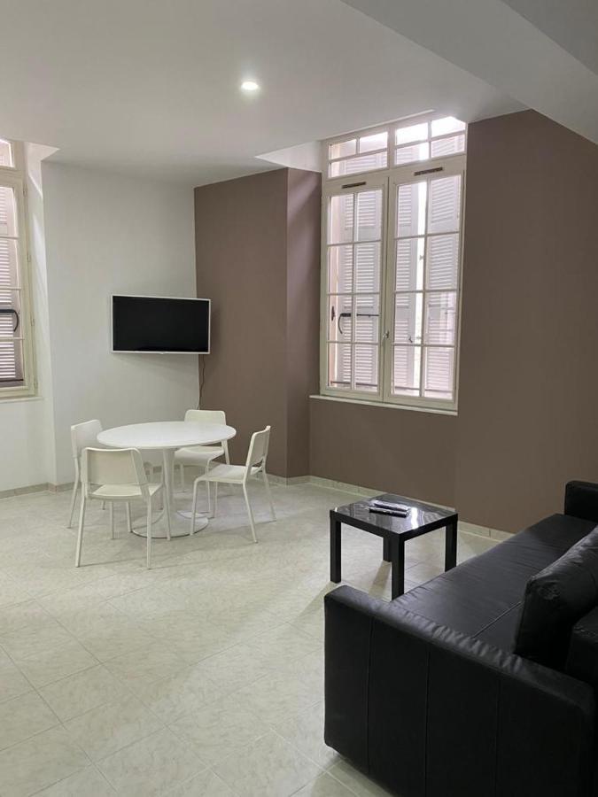 Five Stars C4 Marseille