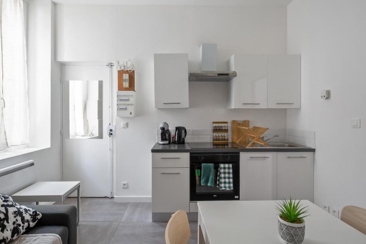 Apartment Beautiful Flat In The 8th District Of - Welkeys Marseille