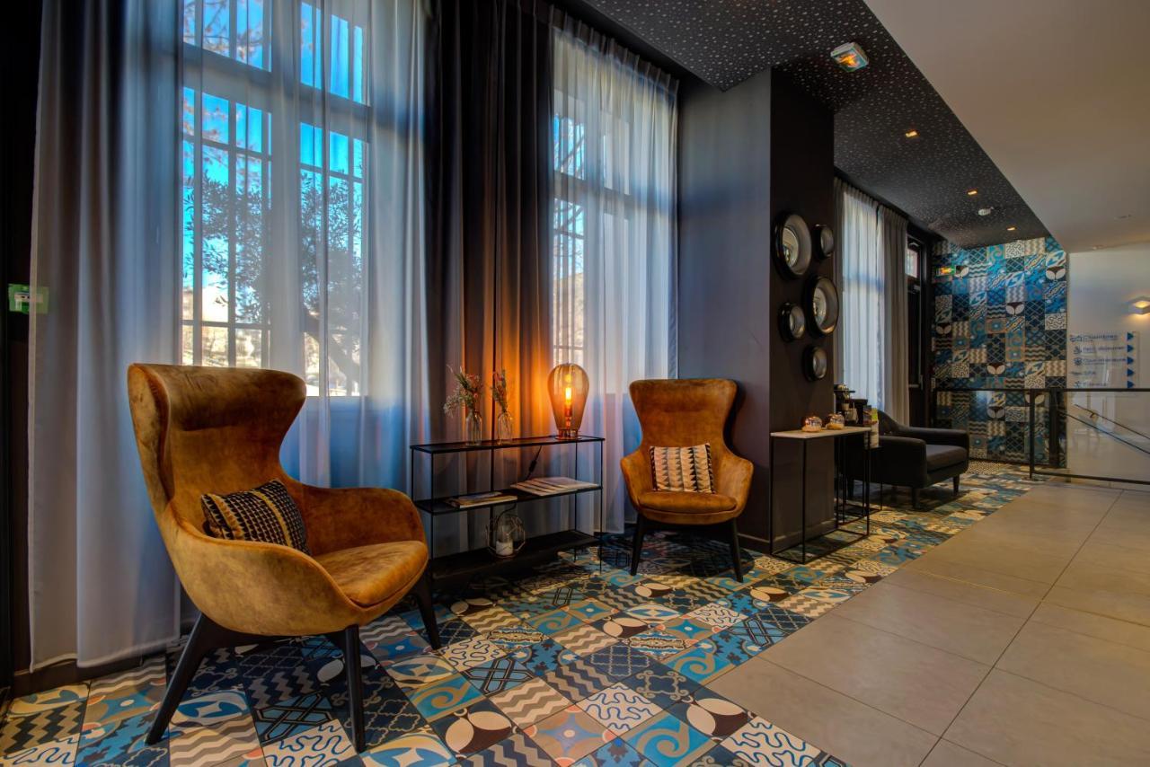Alex & Hotel 3*
