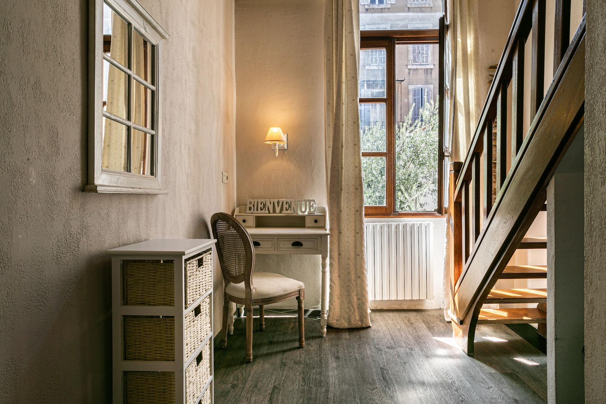 Boutique Azur Hotel Marseilles