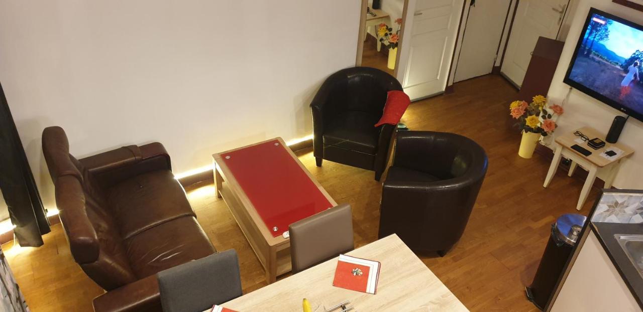 Felix Pyat Vacances Apartment