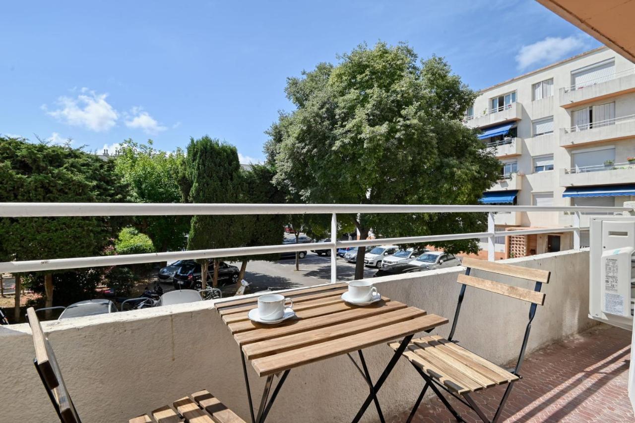 Gemütliches Mit Balkon Im Herzen Des 8 Arrondissement * Marseilles