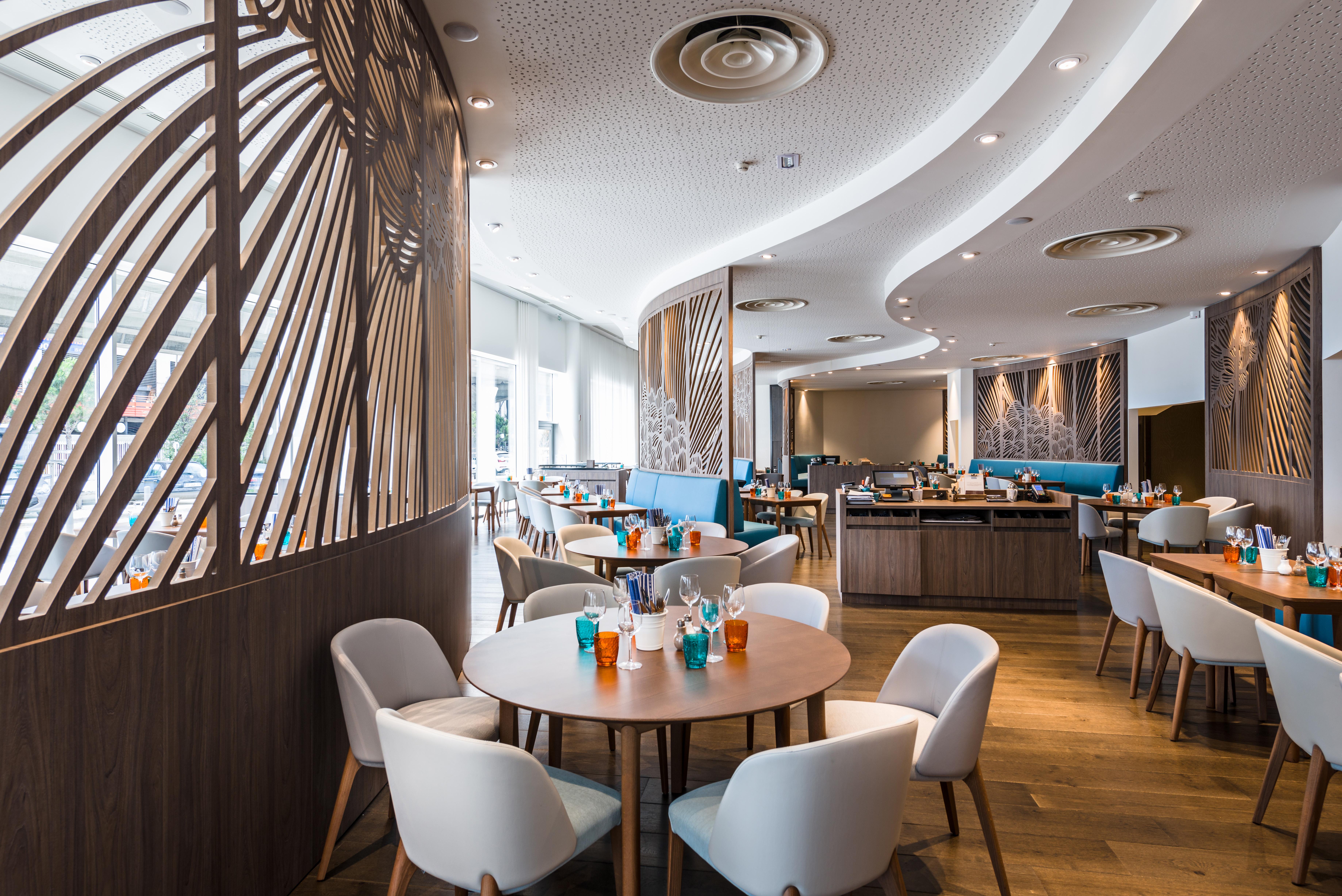 Golden Tulip Euromed Marseilles
