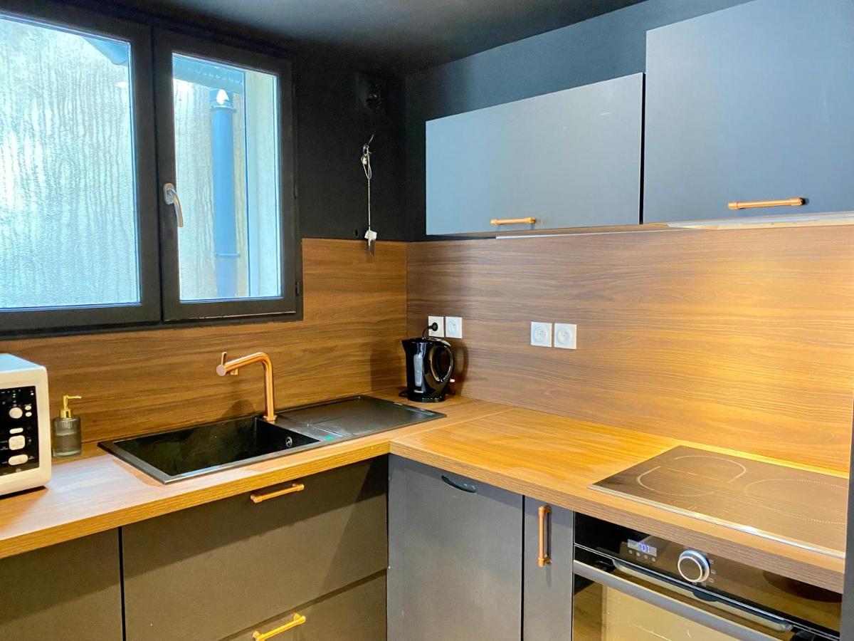 Sv - L'experience Design Duplex In Apartment Marseille