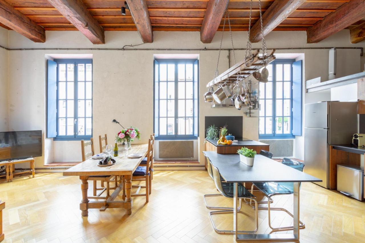 Apartment Sunny Stylish Spacious Loft In Old-port Marseilles