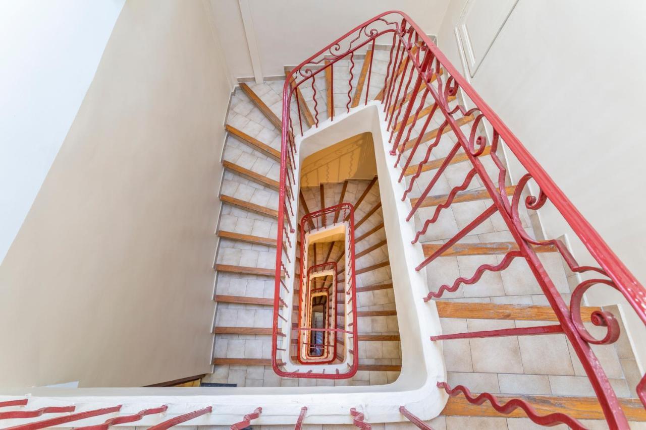 Ambassade Bretonne Vieux-port Hostel