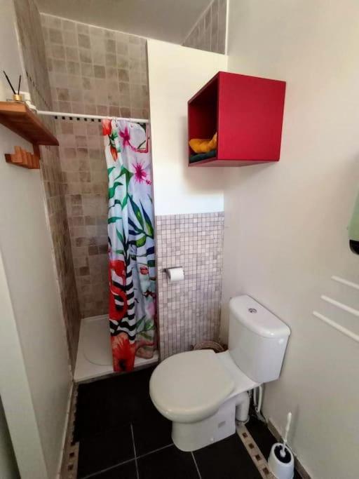 Studio Independant Avec Patio Au Coeur De Marseilles