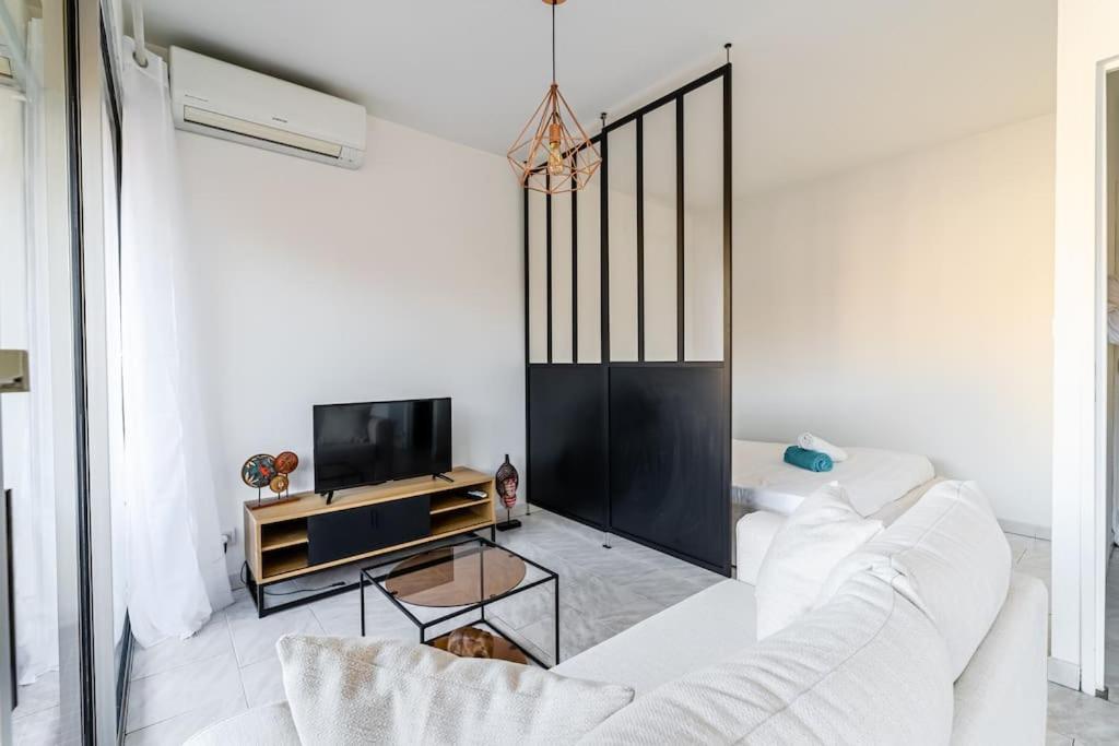 Joli Studio Avec Vue Apartment *