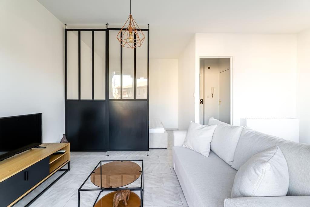 Joli Studio Avec Vue Apartment *