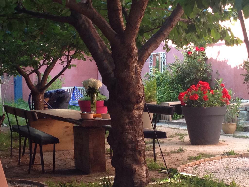 Bnb Jardin Vieux Port Panier Gasthof