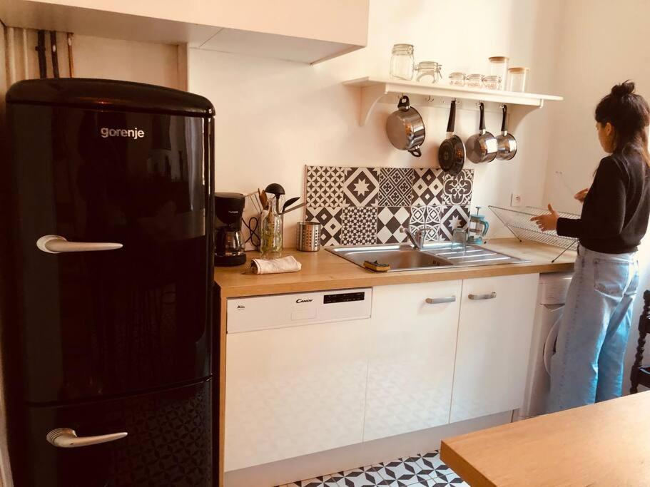 Apartment T3 Palais Longchamp *