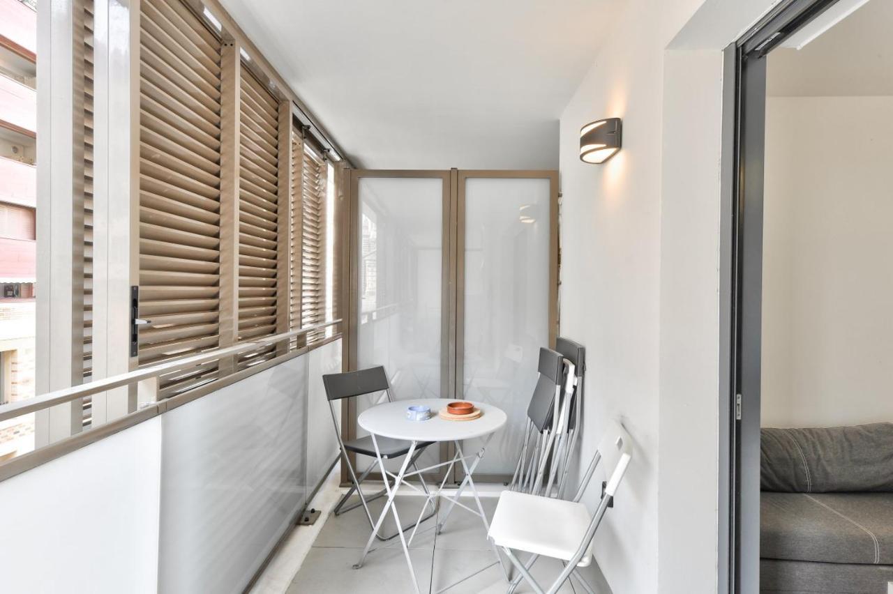 T1 Avec Terrasse Vue Sur La Major * Marseilles