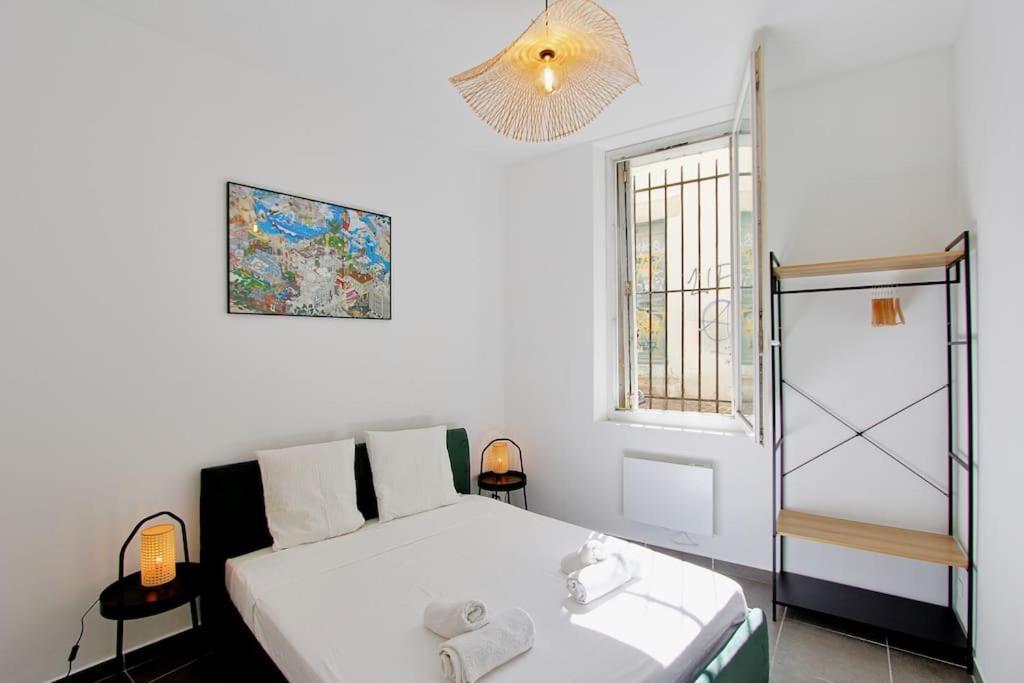 Apartment Flc-panier- Old Port 500m - T3- 2 Bedrooms -maxi 6 Guests
