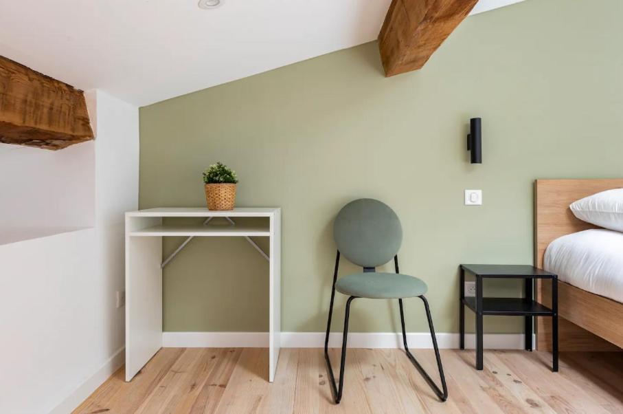Apartment {st Fee Sur Les Toits} * Plein Centre * Clim